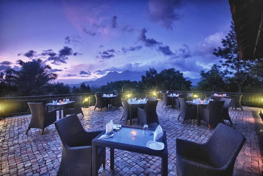 *****  The Windflower Resort & Spa, Vythiri Wayanad Indien